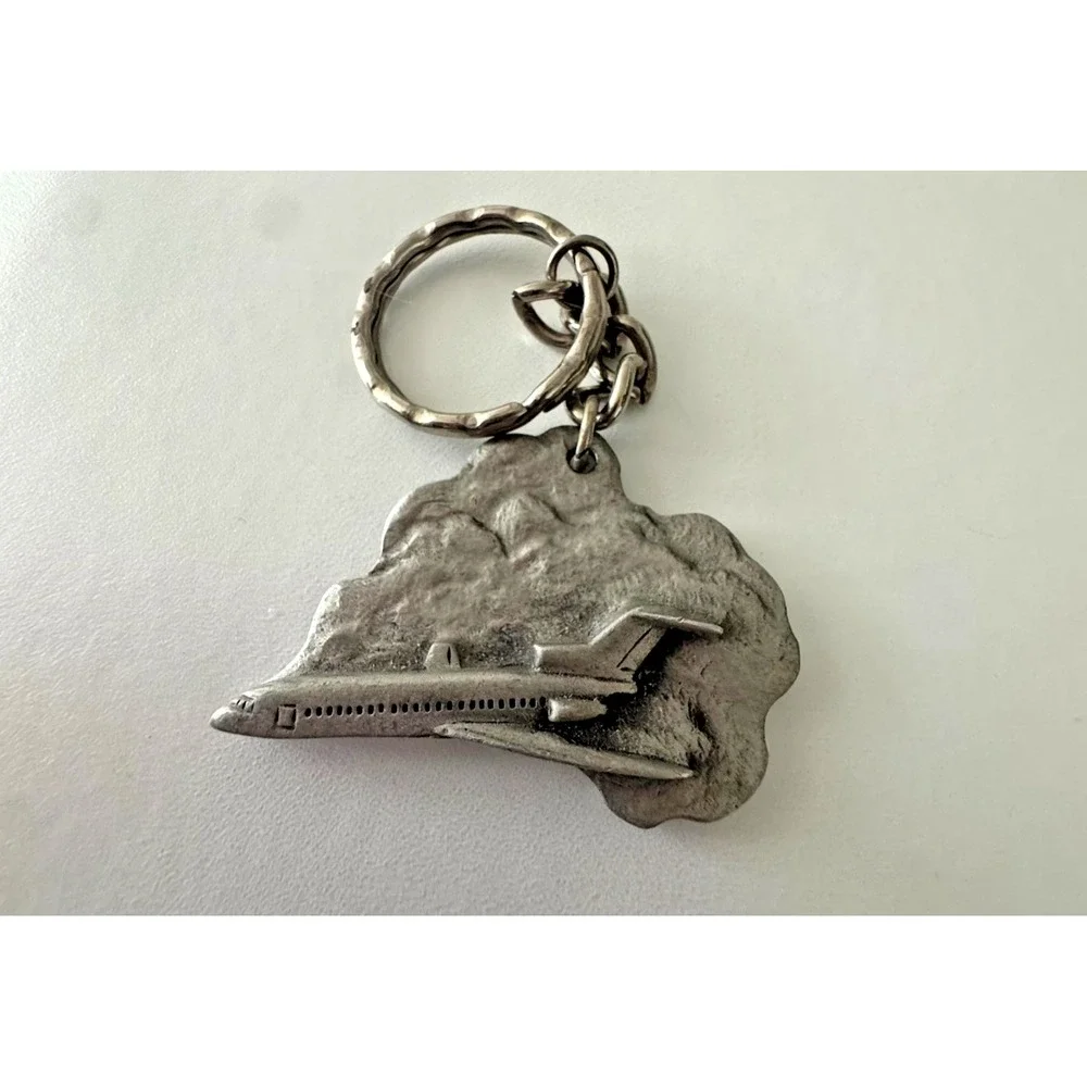 Vintage 1983 I Love to Fly Pewter Keychain Key Ring Airplane by Rawcliffe‎